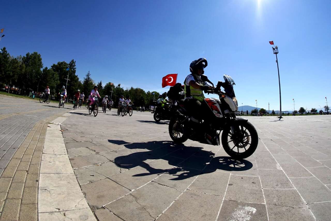 Konya’da 2 gün boyunca pedal sesleri yükseldi! Beyşehir Bisiklet Festivali sona erdi 7